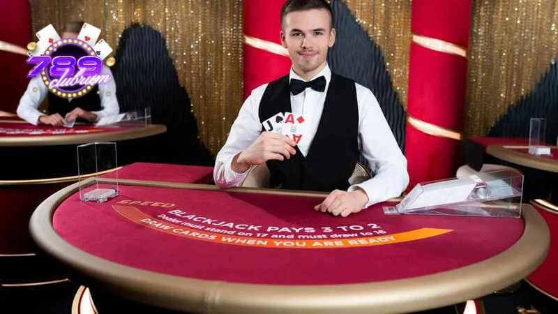 Tìm hiểu nhiệm vụ chính của Dealer là gì tại sảnh Casino